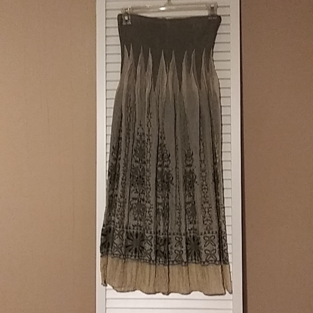 Strapless dress